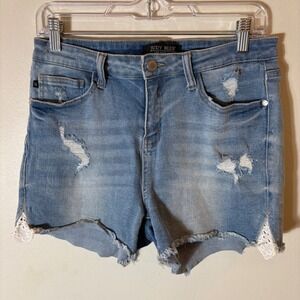 Judy Blue Distressed Denim Shorts Lace Trim Raw‎ Hem Size 29